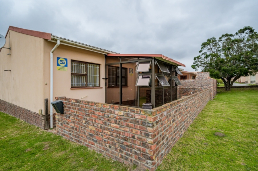 3 Bedroom Property for Sale in Kabega Park Eastern Cape